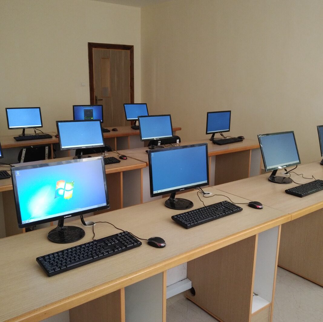 Equip a Knowledge Desk